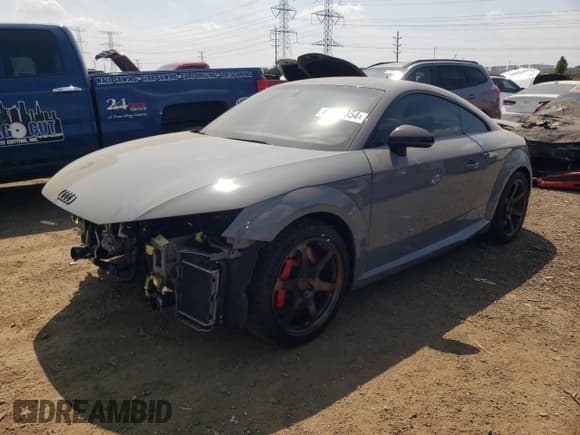 ✅ 2018 Audi TT RS • VIN: WUACSAFV3J1900034 • Lot: 65609354. Listed on Copart with 41,919 mi. Free auction sales archive from the USA and detailed vehicle history report at DreamBid. Image 1.