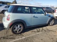 ✅ 2013 MINI Hardtop • VIN: WMWSU3C55DT689959 • Лот: 93443645. Опубликован ранее на Copart с пробегом 86 934 миль. Бесплатный доступ к архиву аукционных продаж из США и подробный отчёт об истории автомобиля на DreamBid. Изображение 3.
