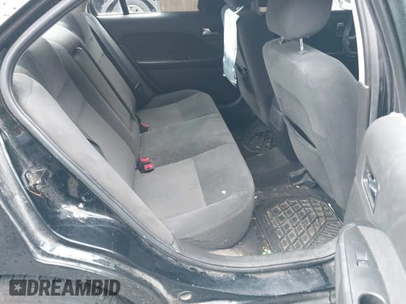 ✅ 2006 Mercury Milan • VIN: 3MEFM07Z06R629378 • Lot: 42087954. Listed on IAAI with 84,404 mi. Free auction sales archive from the USA and detailed vehicle history report at DreamBid. Image 8.