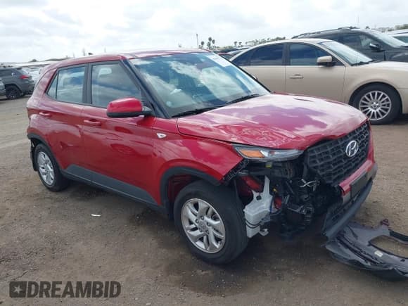 ✅ 2022 Hyundai Venue SE • VIN: KMHRB8A31NU177046 • Lot: 41909773. Listed on IAAI with 30,719 mi. Free auction sales archive from the USA and detailed vehicle history report at DreamBid. Image 1.