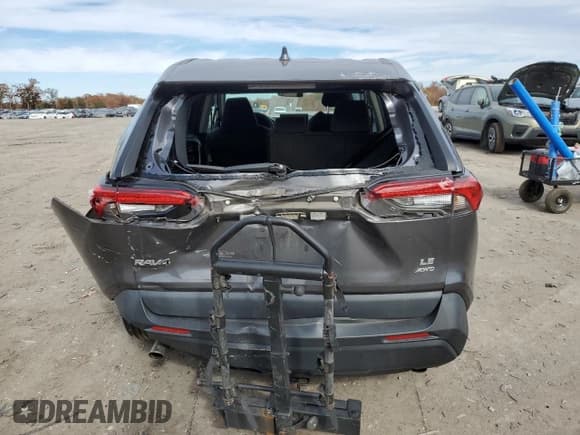 ✅ 2022 Toyota RAV4 LE • VIN: 2T3G1RFV7NC261195 • Лот: 91099965. Опубликован ранее на Copart с пробегом 70 073 миль. Бесплатный доступ к архиву аукционных продаж из США и подробный отчёт об истории автомобиля на DreamBid. Изображение 6.