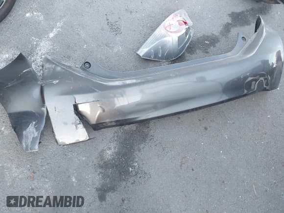 ✅ 2013 Toyota Prius Two • VIN: JTDKDTB33D1048792 • Lot: 43640641. Wystawiony na IAAI z przebiegiem 246 261 mil. Bezpłatny archiwum sprzedaży aukcyjnych z USA i szczegółowy raport historii pojazdu na DreamBid. Zdjęcie 12.