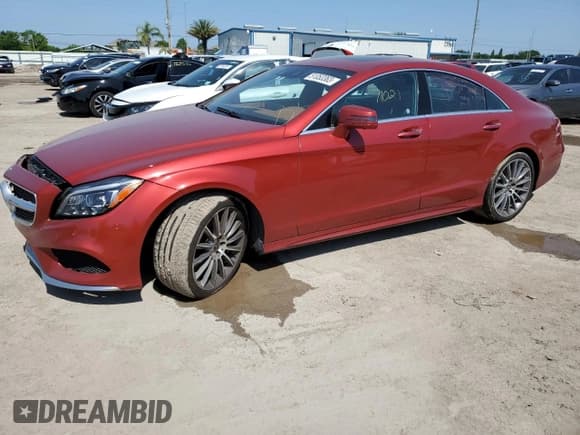 ✅ 2018 Mercedes-Benz CLS 550 • VIN: WDDLJ7DB0JA205320 • Lot: 51053363. Wystawiony na Copart z przebiegiem 71 021 mil. Bezpłatny archiwum sprzedaży aukcyjnych z USA i szczegółowy raport historii pojazdu na DreamBid. Zdjęcie 1.