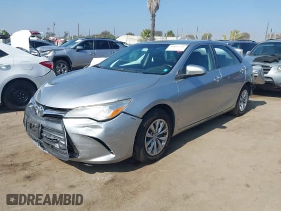 ✅ 2017 Toyota Camry SE • VIN: 4T1BF1FK5HU781362 • Lot: 43496721. Listed on IAAI with 170,440 mi. Free auction sales archive from the USA and detailed vehicle history report at DreamBid. Image 2.