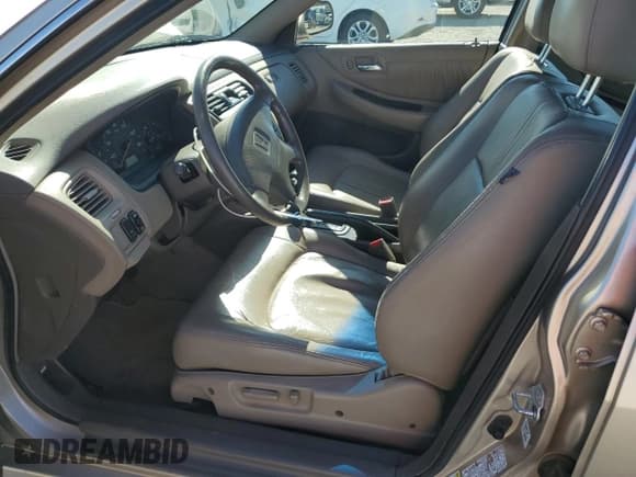 ✅ 2000 Honda Accord EX • VIN: JHMCG6681YC004642 • Lot: 86894395. Listed on Copart with 190,003 mi. Free auction sales archive from the USA and detailed vehicle history report at DreamBid. Image 7.