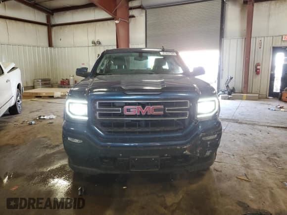 ✅ 2017 GMC Sierra 1500 • VIN: 1GTV2LEC6HZ357713 • Лот: 81837565. Опубликован ранее на Copart с пробегом 132 199 миль. Бесплатный доступ к архиву аукционных продаж из США и подробный отчёт об истории автомобиля на DreamBid. Изображение 5.