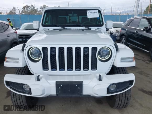 ✅ 2023 Jeep Gladiator Overland • VIN: 1C6HJTFG7PL543870 • Lot: 42056969. Listed on IAAI with 28,655 mi. Free auction sales archive from the USA and detailed vehicle history report at DreamBid. Image 13.