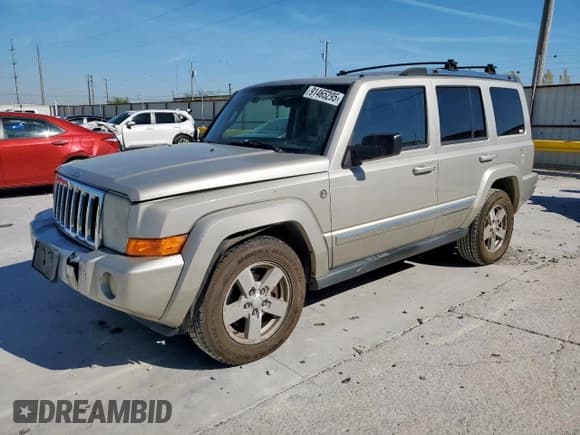 ✅ 2008 Jeep Commander Limited • VIN: 1J8HG58N68C239583 • Лот: 91465295. Опубликован ранее на Copart с пробегом 214 510 миль. Бесплатный доступ к архиву аукционных продаж из США и подробный отчёт об истории автомобиля на DreamBid. Изображение 1.