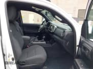 ✅ 2016 Toyota Tacoma SR5 • VIN: 3TMAZ5CN0GM021646 • Lot: 43562002. Listed on IAAI with 77,933 mi. Free auction sales archive from the USA and detailed vehicle history report at DreamBid. Image 5.