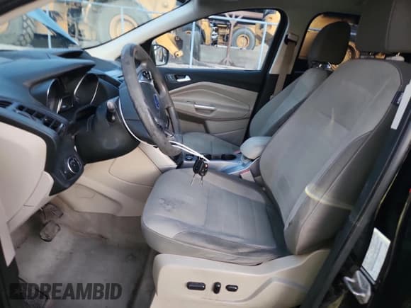 ✅ 2016 Ford Escape SE • VIN: 1FMCU9G99GUC79604 • Lot: 90271915. Listed on Copart with 136,898 mi. Free auction sales archive from the USA and detailed vehicle history report at DreamBid. Image 7.