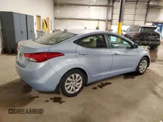 2013 Hyundai Elantra GLS z VIN KMHDH4AE6DU485962, wystawiony jako Copart lot #84523085 z przebiegiem 89 595 mil mil oraz Szkoda całkowita • Salvage title. Historia ofert i sprzedaży dostępna na DreamBid. Obrazek 3.