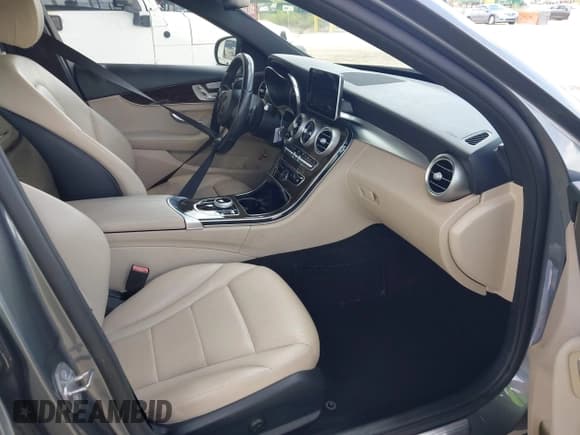 ✅ 2018 Mercedes-Benz C 300 • VIN: WDDWF4JB5JR336567 • Lot: 42435540. Listed on IAAI with 79,450 mi. Free auction sales archive from the USA and detailed vehicle history report at DreamBid. Image 5.
