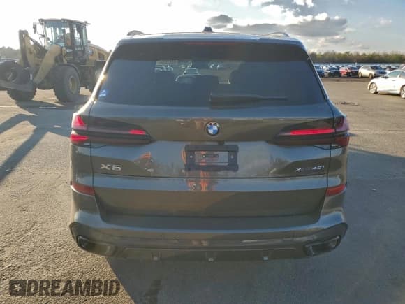✅ 2025 BMW X5 xDrive40i • VIN: 5UX23EU08S9Y76397 • Lot: 95428765. Listed on Copart with 8,953 mi. Free auction sales archive from the USA and detailed vehicle history report at DreamBid. Image 6.