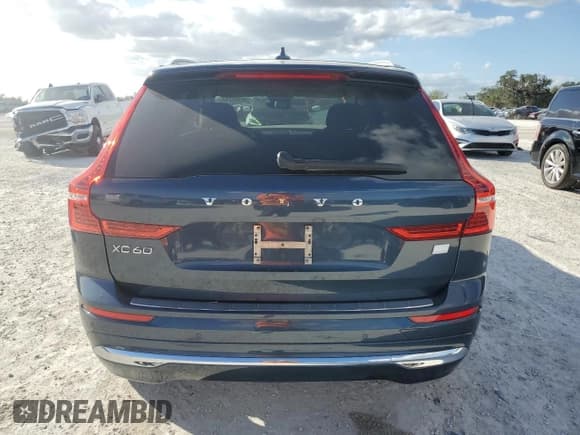 ✅ 2022 Volvo XC60 Inscription • VIN: YV4H60DL2N1069891 • Лот: 84258724. Опубликован ранее на Copart с пробегом 13 365 миль. Бесплатный доступ к архиву аукционных продаж из США и подробный отчёт об истории автомобиля на DreamBid. Изображение 6.
