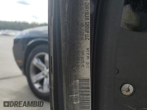 ✅ 2013 Dodge Challenger SXT • VIN: 2C3CDYAG7DH592935 • Lot: 84277125. Wystawiony na Copart z przebiegiem 204 885 mil. Bezpłatny archiwum sprzedaży aukcyjnych z USA i szczegółowy raport historii pojazdu na DreamBid. Zdjęcie 12.