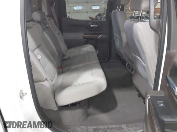 ✅ 2020 Chevrolet Silverado 1500 RST • VIN: 3GCUYEET8LG156183 • Lot: 43268823. Wystawiony na IAAI z przebiegiem 95 160 mil. Bezpłatny archiwum sprzedaży aukcyjnych z USA i szczegółowy raport historii pojazdu na DreamBid. Zdjęcie 8.