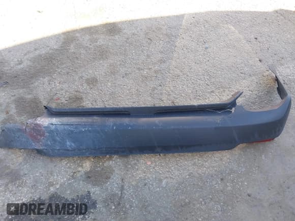 ✅ 2016 Lexus NX 200t • VIN: JTJYARBZ2G2048336 • Lot: 41612599. Listed on IAAI with 180,851 mi. Free auction sales archive from the USA and detailed vehicle history report at DreamBid. Image 12.