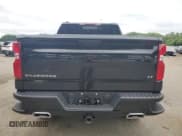 ✅ 2024 Chevrolet Silverado 1500 LT Trail Boss • VIN: 3GCUDFEL8RG262160 • Lot: 64644755. Wystawiony na Copart z przebiegiem 9 866 mil. Bezpłatny archiwum sprzedaży aukcyjnych z USA i szczegółowy raport historii pojazdu na DreamBid. Zdjęcie 6.