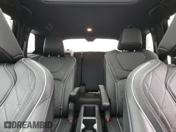 ✅ 2022 Infiniti QX60 Autograph • VIN: 5N1DL1HU8NC337832 • Lot: 43777725. Wystawiony na Copart z przebiegiem 19 598 mil. Bezpłatny archiwum sprzedaży aukcyjnych z USA i szczegółowy raport historii pojazdu na DreamBid. Zdjęcie 10.