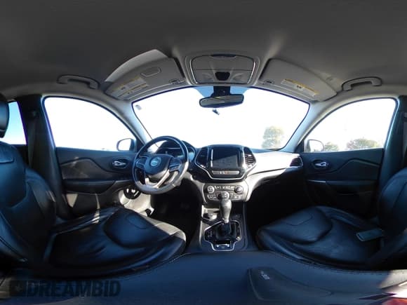 ✅ 2020 Jeep Cherokee Limited • VIN: 1C4PJMDX2LD590435 • Lot: 43582964. Wystawiony na IAAI z przebiegiem 97 291 mil. Bezpłatny archiwum sprzedaży aukcyjnych z USA i szczegółowy raport historii pojazdu na DreamBid. Zdjęcie 18.