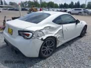 ✅ 2017 Toyota 86 • VIN: JF1ZNAA14H8701617 • Lot: 42582214. Wystawiony na IAAI z przebiegiem 59 953 mil. Bezpłatny archiwum sprzedaży aukcyjnych z USA i szczegółowy raport historii pojazdu na DreamBid. Zdjęcie 6.