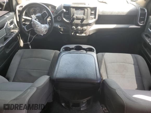 ✅ 2019 Ram 2500 Big Horn • VIN: 3C6UR5JL2KG694080 • Lot: 58487515. Listed on Copart with 154,664 mi. Free auction sales archive from the USA and detailed vehicle history report at DreamBid. Image 8.