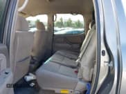 ✅ 2005 Toyota Tundra SR5 • VIN: 5TBET34145S467730 • Lot: 43453770. Wystawiony na IAAI z przebiegiem Nie podano. Bezpłatny archiwum sprzedaży aukcyjnych z USA i szczegółowy raport historii pojazdu na DreamBid. Zdjęcie 8.