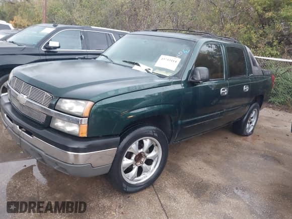 ✅ 2004 Chevrolet Avalanche Z66 • VIN: 3GNEC12T34G329410 • Lot: 43743414. Listed on IAAI with 241,010 mi. Free auction sales archive from the USA and detailed vehicle history report at DreamBid. Image 2.