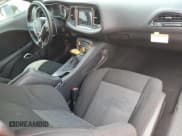 ✅ 2023 Dodge Challenger SXT • VIN: 2C3CDZGG0PH565870 • Lot: 71253634. Wystawiony na Copart z przebiegiem 11 094 mil. Bezpłatny archiwum sprzedaży aukcyjnych z USA i szczegółowy raport historii pojazdu na DreamBid. Zdjęcie 8.