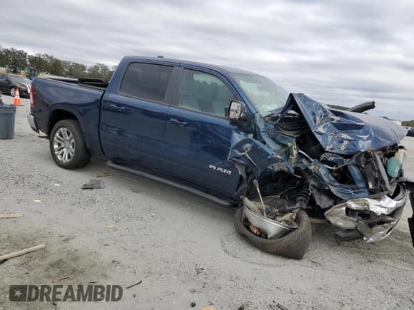 ✅ 2021 Ram 1500 Big Horn • VIN: 1C6SRFFTXMN765168 • Lot: 86177235. Wystawiony na Copart z przebiegiem 76 160 mil. Bezpłatny archiwum sprzedaży aukcyjnych z USA i szczegółowy raport historii pojazdu na DreamBid. Zdjęcie 4.