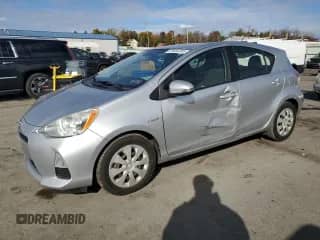 2012 Toyota Prius Two с VIN JTDKDTB3XC1527564, выставлен на аукционе Copart как лот 89484385 с пробегом 128 250 миль миль и Списание • Salvage title. История ставок и продаж доступна на DreamBid. Изображение 1.