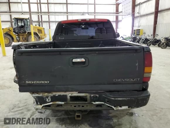 ✅ 2000 Chevrolet Silverado 1500 • VIN: 1GCEK14W0YZ202333 • Lot: 79273364. Listed on Copart with 225,242 mi. Free auction sales archive from the USA and detailed vehicle history report at DreamBid. Image 6.