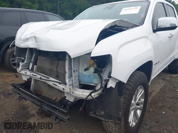 ✅ 2015 GMC Canyon 4WD SLT • VIN: 1GTG6CE34F1213456 • Лот: 42412224. Опубликован ранее на IAAI с пробегом 202 573 миль. Бесплатный доступ к архиву аукционных продаж из США и подробный отчёт об истории автомобиля на DreamBid. Изображение 6.