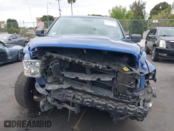 ✅ 2015 Ram 1500 Express • VIN: 1C6RR6KG0FS762887 • Lot: 42047359. Listed on IAAI with 146,963 mi. Free auction sales archive from the USA and detailed vehicle history report at DreamBid. Image 12.