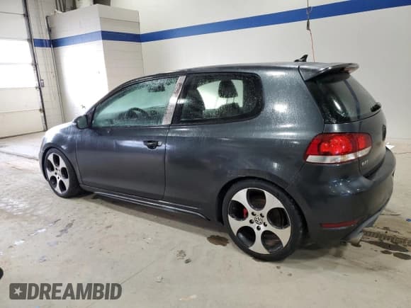✅ 2011 Volkswagen Golf GTI w/Sunroof PZEV • VIN: WVWED7AJ5BW197287 • Lot: 88570205. Wystawiony na Copart z przebiegiem 169 806 mil. Bezpłatny archiwum sprzedaży aukcyjnych z USA i szczegółowy raport historii pojazdu na DreamBid. Zdjęcie 2.