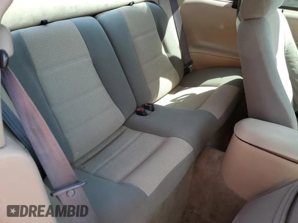 ✅ 2004 Ford Mustang Standard • VIN: 1FAFP40604F143332 • Lot: 52236235. Listed on Copart with 144,315 mi. Free auction sales archive from the USA and detailed vehicle history report at DreamBid. Image 10.