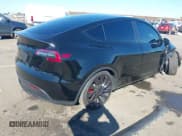 ✅ 2023 Tesla Model Y Performance • VIN: 7SAYGDEF7PF908219 • Lot: 43480279. Wystawiony na IAAI z przebiegiem 28 465 mil. Bezpłatny archiwum sprzedaży aukcyjnych z USA i szczegółowy raport historii pojazdu na DreamBid. Zdjęcie 4.