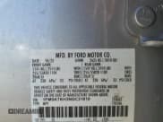 ✅ 2022 Ford Explorer ST-Line • VIN: 1FMSK7KH3NGC31810 • Lot: 84958304. Wystawiony na Copart z przebiegiem 42 593 mil. Bezpłatny archiwum sprzedaży aukcyjnych z USA i szczegółowy raport historii pojazdu na DreamBid. Zdjęcie 16.