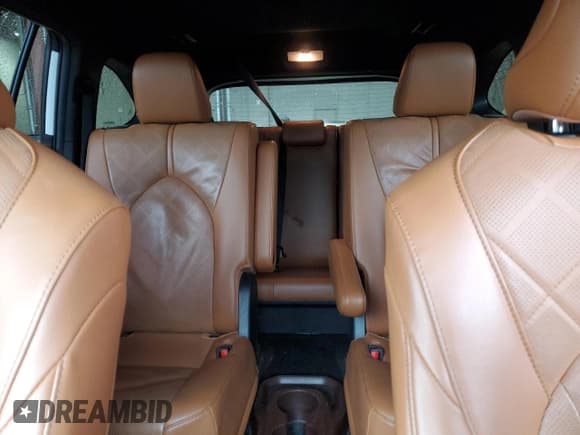 ✅ 2022 Toyota Highlander Hybrid Platinum • VIN: 5TDEBRCH7NS094856 • Lot: 58154395. Listed on Copart with 123,764 mi. Free auction sales archive from the USA and detailed vehicle history report at DreamBid. Image 10.