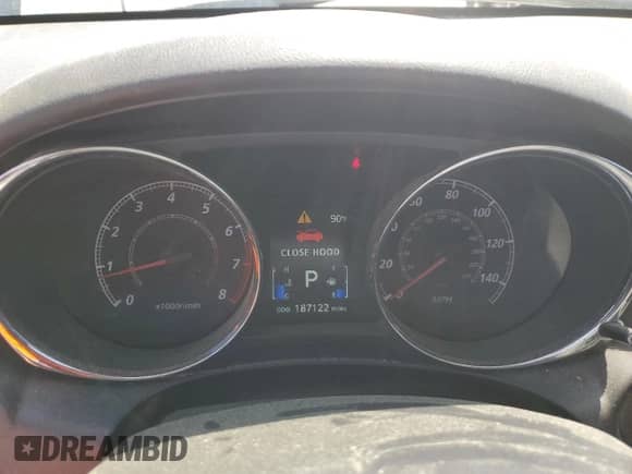 2018 Mitsubishi Outlander ES with VIN JA4AP3AU2JU004011, listed as a Copart auction lot 51948875 with 187,122 mi miles and Salvage title. Bid and sale history available at DreamBid. Image 9.