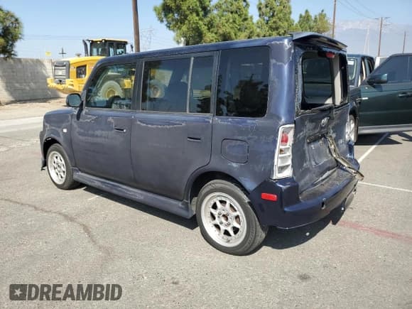 ✅ 2004 Scion xB • VIN: JTLKT324X40144800 • Лот: 84915235. Опубликован ранее на Copart с пробегом 277 578 миль. Бесплатный доступ к архиву аукционных продаж из США и подробный отчёт об истории автомобиля на DreamBid. Изображение 2.