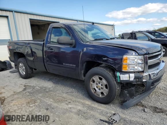 ✅ 2011 Chevrolet Silverado 1500 LT • VIN: 1GCNKSE0XBZ246105 • Lot: 86132275. Listed on Copart with 150,742 mi. Free auction sales archive from the USA and detailed vehicle history report at DreamBid. Image 4.