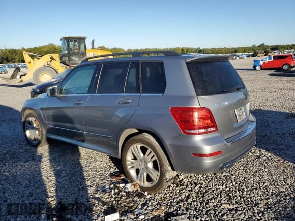✅ 2013 Mercedes-Benz GLK 350 • VIN: WDCGG5HB0DG007602 • Lot: 82502755. Listed on Copart with 113,800 mi. Free auction sales archive from the USA and detailed vehicle history report at DreamBid. Image 2.