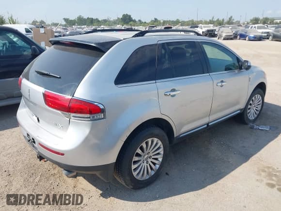 ✅ 2014 Lincoln MKX • VIN: 2LMDJ6JK5EBL06604 • Lot: 43185412. Listed on IAAI with 131,847 mi. Free auction sales archive from the USA and detailed vehicle history report at DreamBid. Image 4.