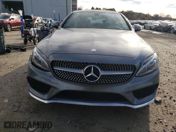 ✅ 2017 Mercedes-Benz C 300 • VIN: WDDWJ4KB1HF520249 • Lot: 91571905. Wystawiony na Copart z przebiegiem 88 182 mil. Bezpłatny archiwum sprzedaży aukcyjnych z USA i szczegółowy raport historii pojazdu na DreamBid. Zdjęcie 5.