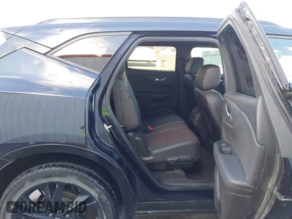 2020 Chevrolet Blazer RS z VIN 3GNKBERS2LS617280, wystawiony jako IAAI lot #43043654 z przebiegiem 114 091 mil mil oraz . Historia ofert i sprzedaży dostępna na DreamBid. Obrazek 8.