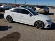 ✅ 2017 Audi A3 Premium Plus • VIN: WAUGUGFF0H1054991 • Lot: 79725324. Wystawiony na Copart z przebiegiem 128 270 mil. Bezpłatny archiwum sprzedaży aukcyjnych z USA i szczegółowy raport historii pojazdu na DreamBid. Zdjęcie 4.