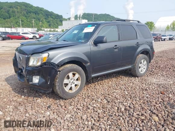 2010 Mercury Mariner z VIN 4M2CN8B79AKJ28843, wystawiony jako IAAI lot #40099437 z przebiegiem 203 467 mil mil oraz . Historia ofert i sprzedaży dostępna na DreamBid. Obrazek 2.