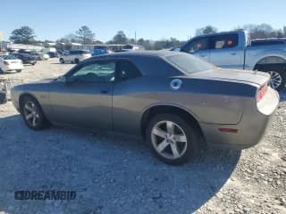 ✅ 2011 Dodge Challenger • VIN: 2B3CJ4DG6BH596191 • Lot: 41855095. Wystawiony na Copart z przebiegiem 247 901 mil. Bezpłatny archiwum sprzedaży aukcyjnych z USA i szczegółowy raport historii pojazdu na DreamBid. Zdjęcie 2.