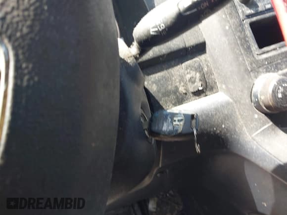 ✅ 2011 Honda CR-V LX • VIN: 5J6RE4H33BL087595 • Lot: 42139719. Listed on IAAI with 223,400 mi. Free auction sales archive from the USA and detailed vehicle history report at DreamBid. Image 11.